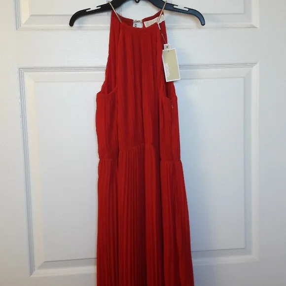 strapless open back dress Issey Miyake 2000's Plissé Cherry Red Scoop Neck Dress main image 1
